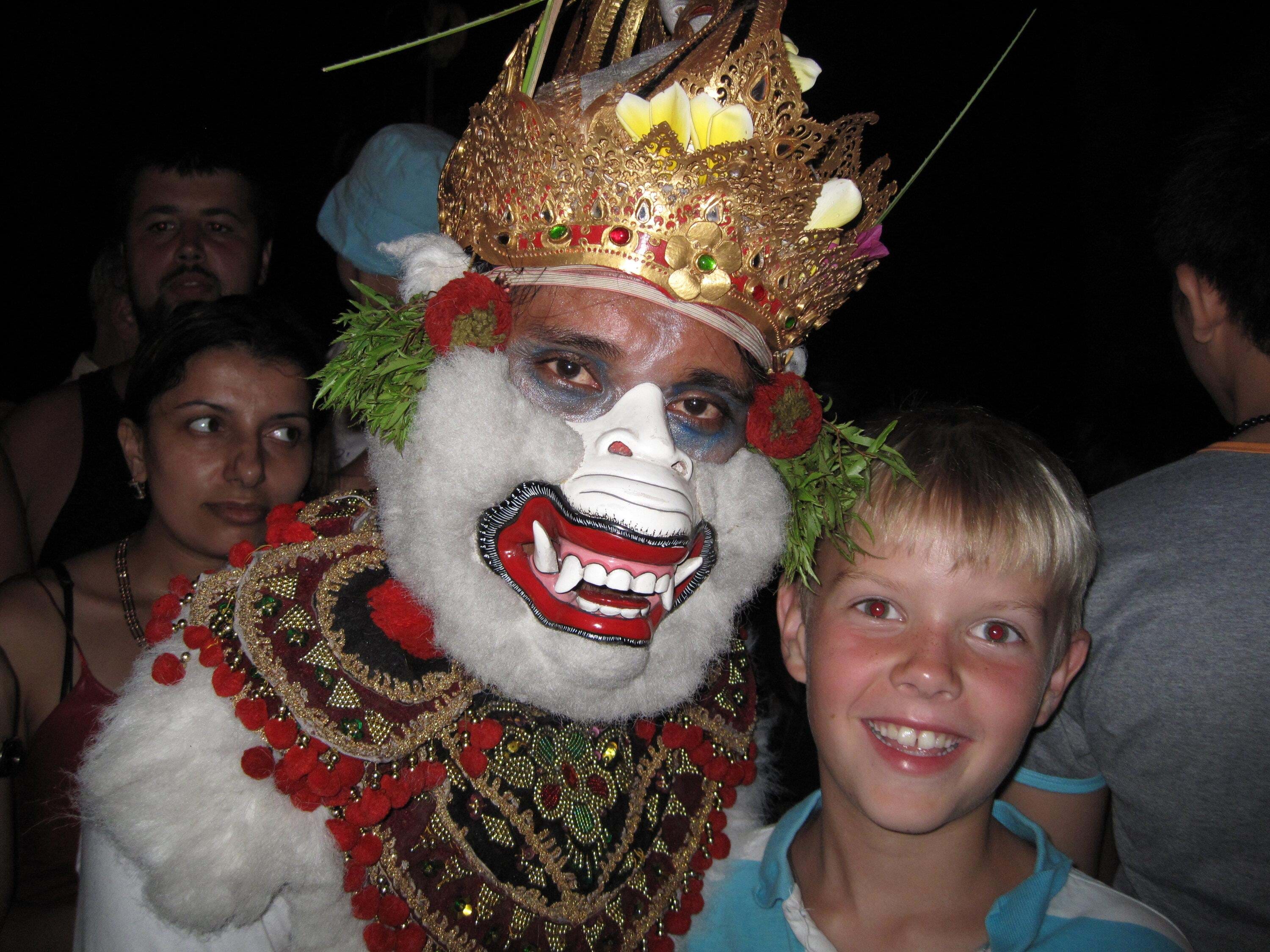 Bali_Ilddans_2010 (16).JPG (1)