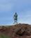 712 Statue Af Leif Den Lykkelige Ses Paa Fjeldtoppen Brattahlid Qassiarsuk Groenland Anne Vibeke Rejser DSC05399