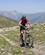223 Mountainbiker Paa Bjergryggen Pas Des Griffes Valloire Frankrig Anne Vibeke Rejser PICT0101